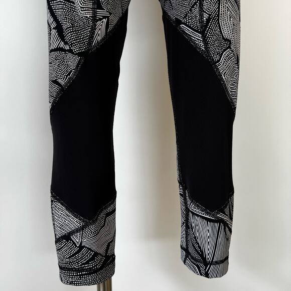 Lululemon Pace Rival Crop Leggings Full-On Luxtreme Dottie Tribe White Black 6 - Picture 11 of 13